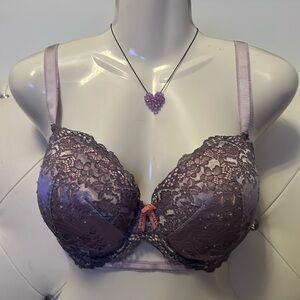 Victoria’s Secret Lace Bra 36DDD